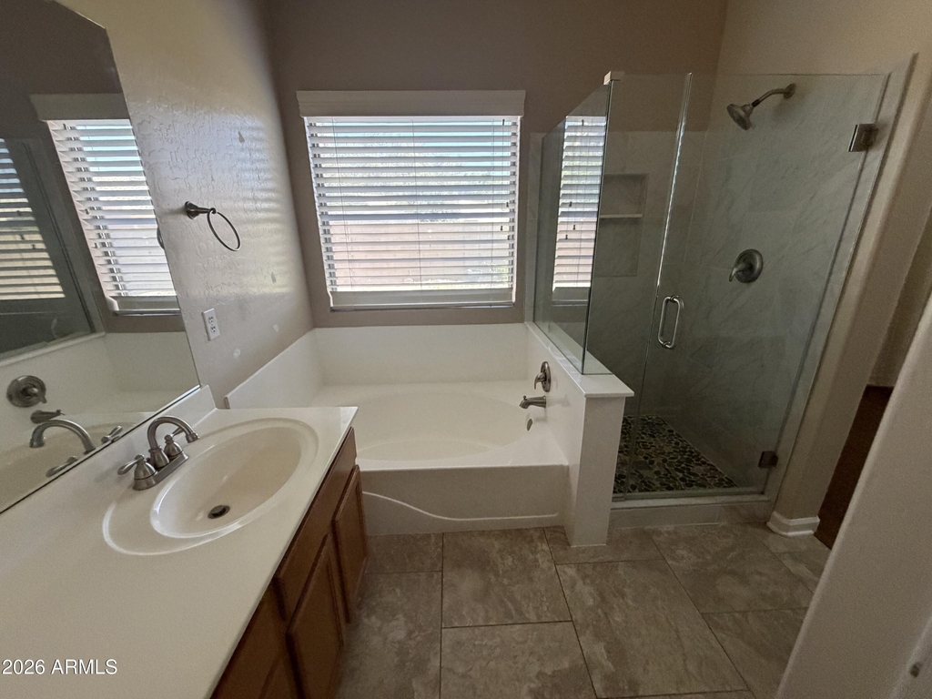 8747 W Adam Avenue - Photo 3