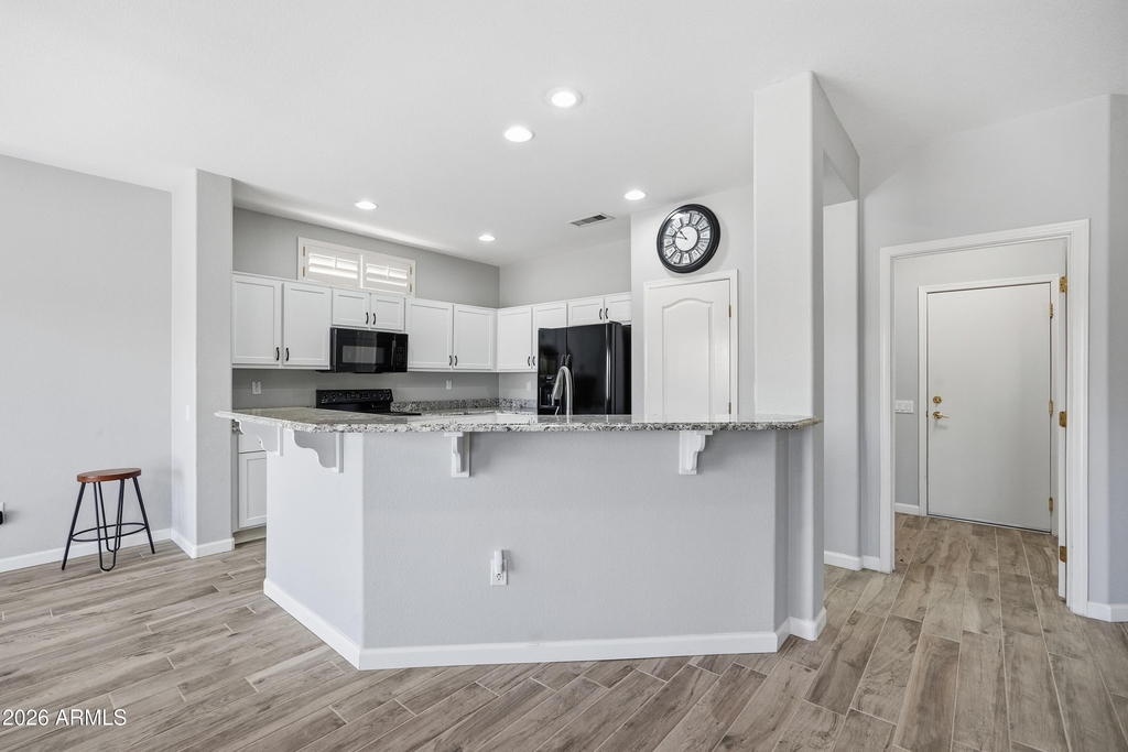 16536 W Rock Springs Lane - Photo 6
