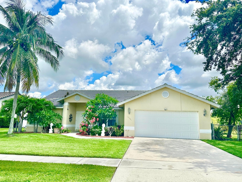 10591 Paso Fino Drive - Photo 0