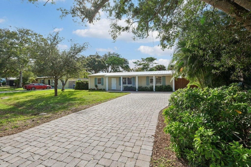 1455 15th Avenue - Photo 2