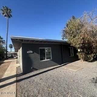 1405 W Clarendon Avenue - Photo 1