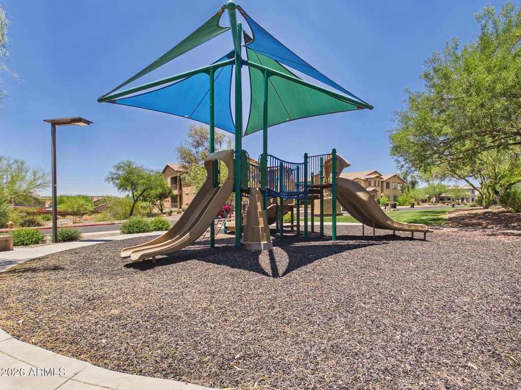 2130 W Hunter Court - Photo 16