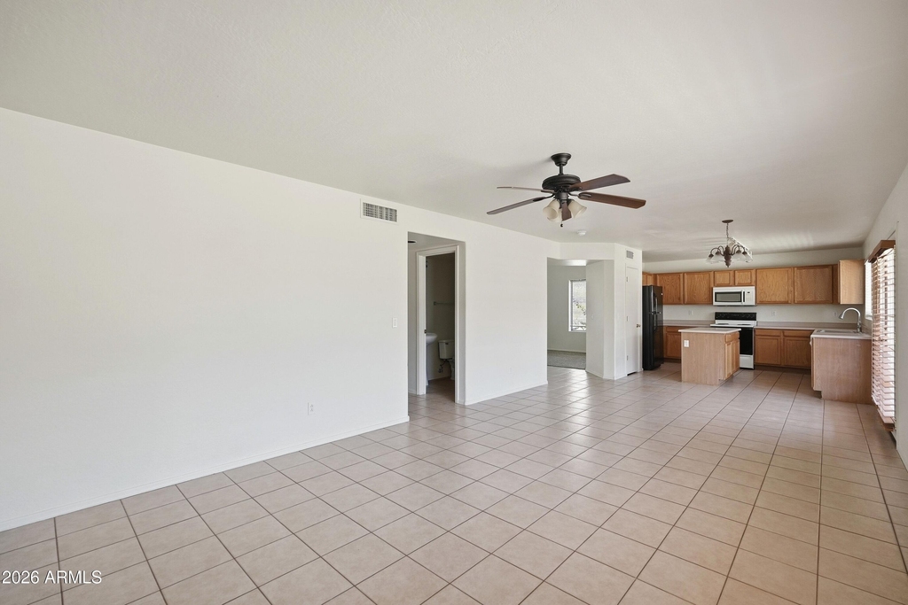 6107 N 135th Drive - Photo 4