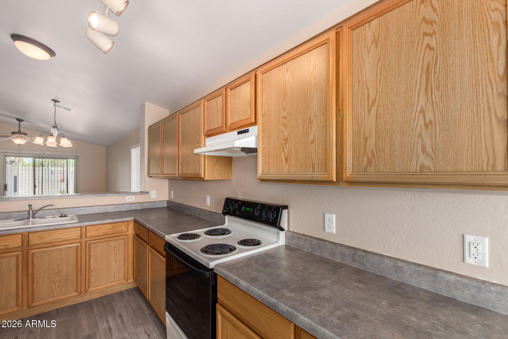 10140 E Caballero Street - Photo 8