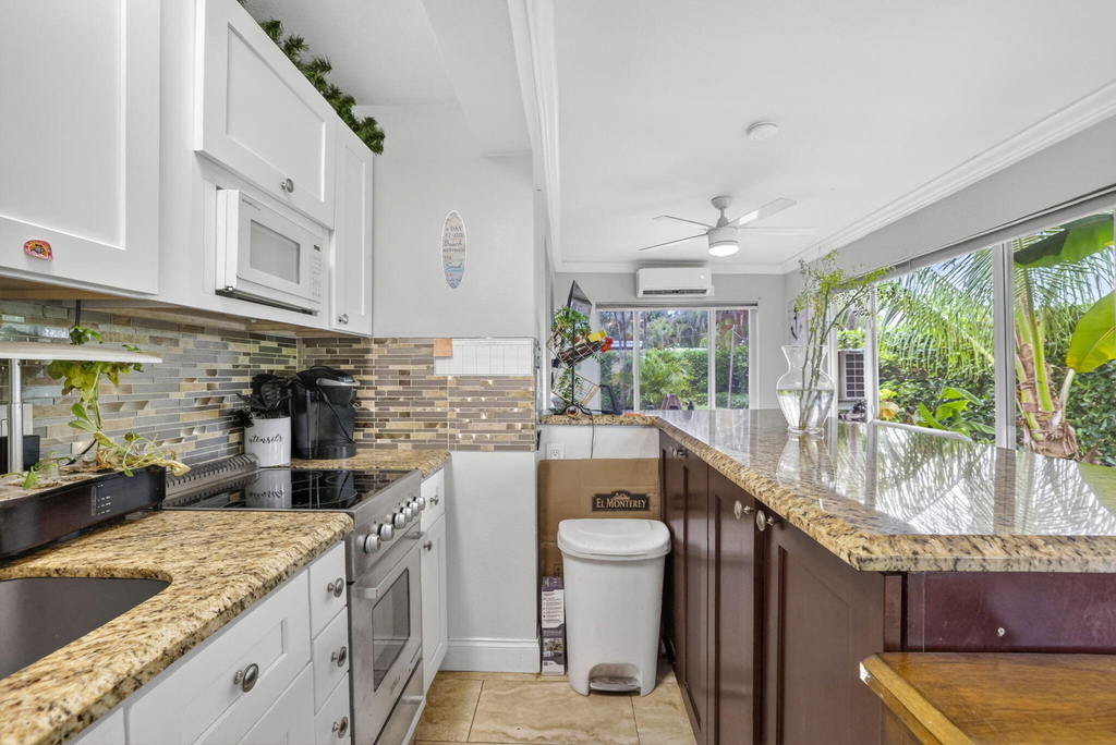 3207 Marine Drive - Photo 9