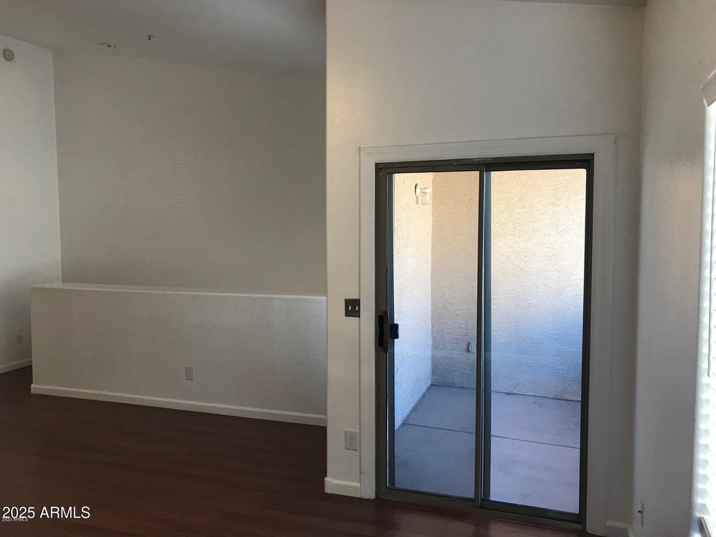 1406 W Emerald Avenue - Photo 10
