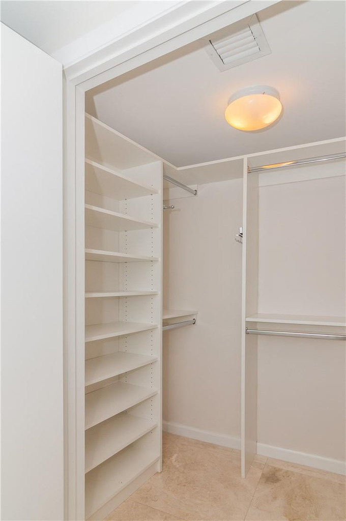 465 Brickell Avenue - Photo 20
