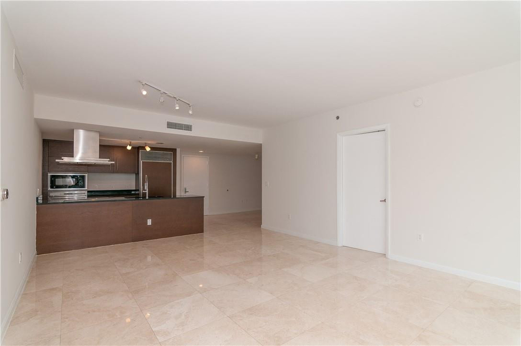 465 Brickell Avenue - Photo 12