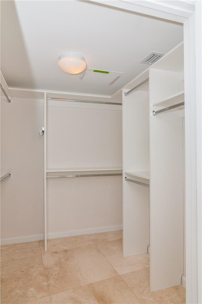 465 Brickell Avenue - Photo 21