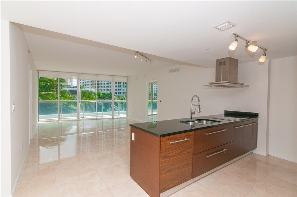 465 Brickell Avenue - Photo 16