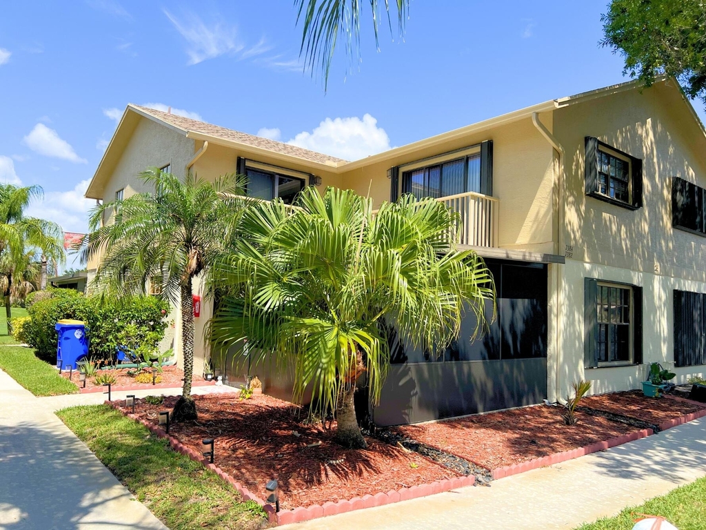 7382 Se Jamestown Terrace - Photo 2