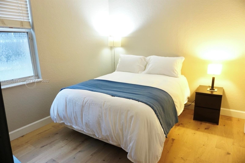 878 Lavender Circle - Photo 16