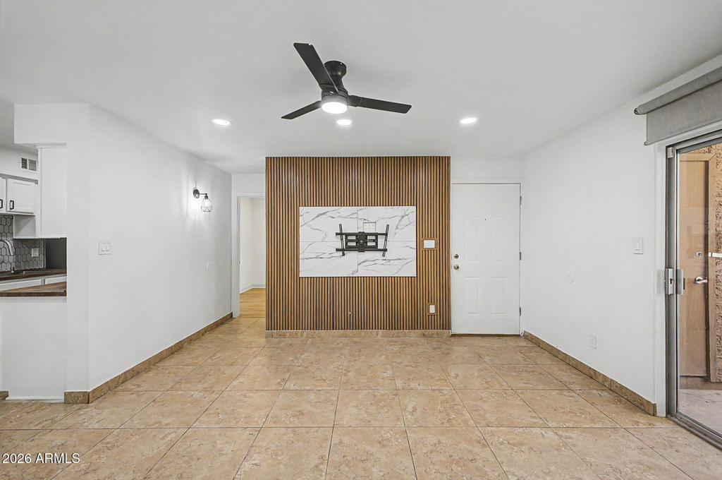 2625 E Indian School - Photo 3