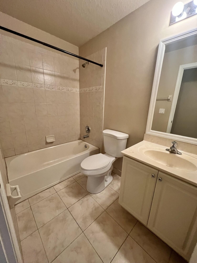 2552 Sw Marshfield Court - Photo 18