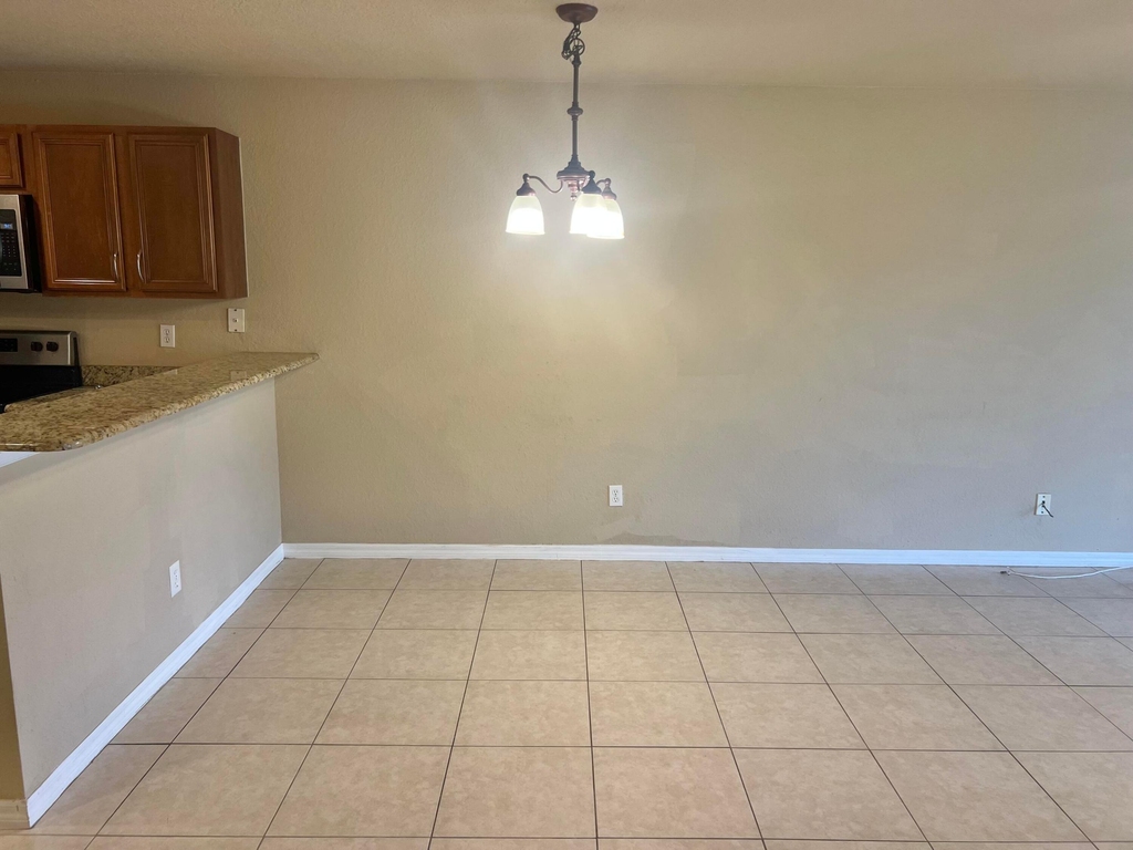 2552 Sw Marshfield Court - Photo 7