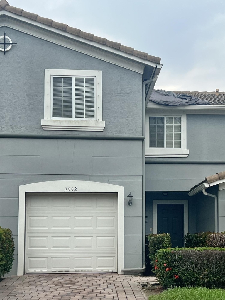 2552 Sw Marshfield Court - Photo 1