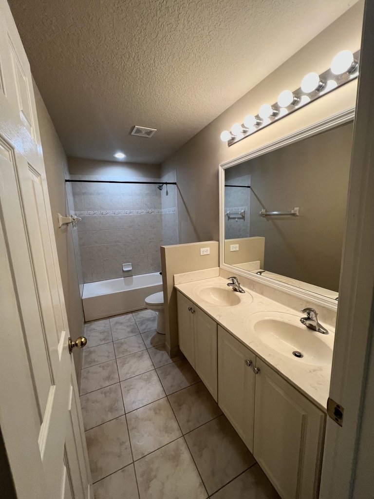 2552 Sw Marshfield Court - Photo 14