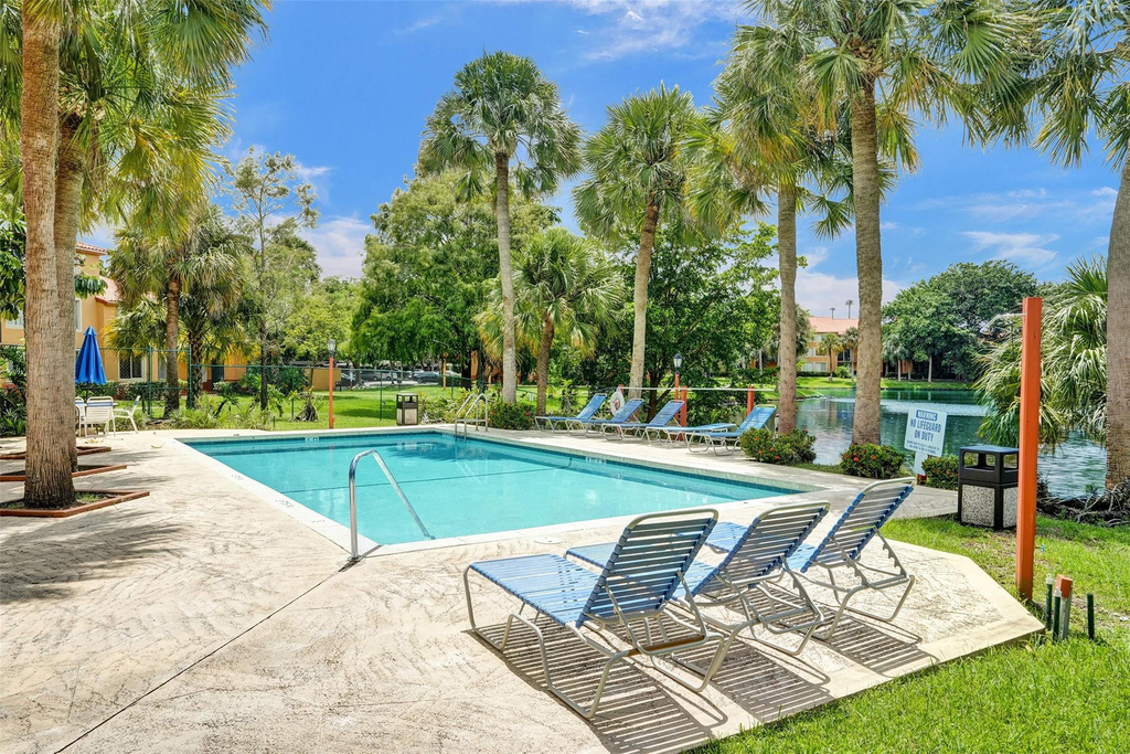 10709 Cleary Boulevard - Photo 13