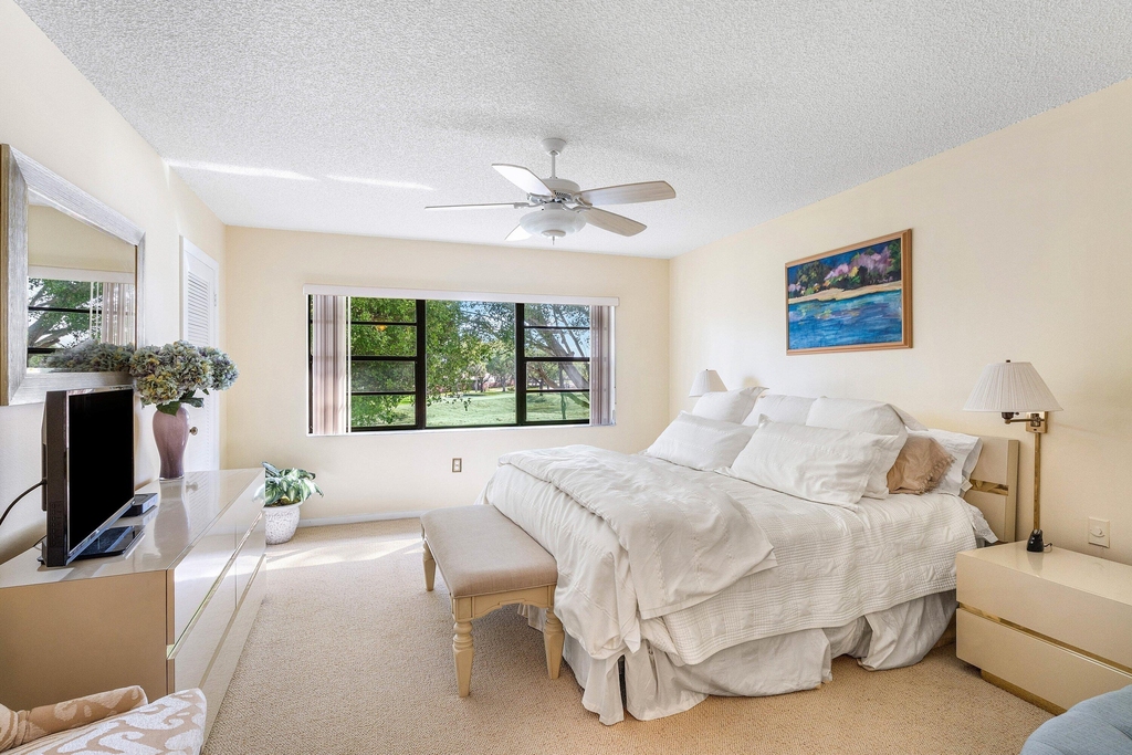 29 Stratford Lane W - Photo 19