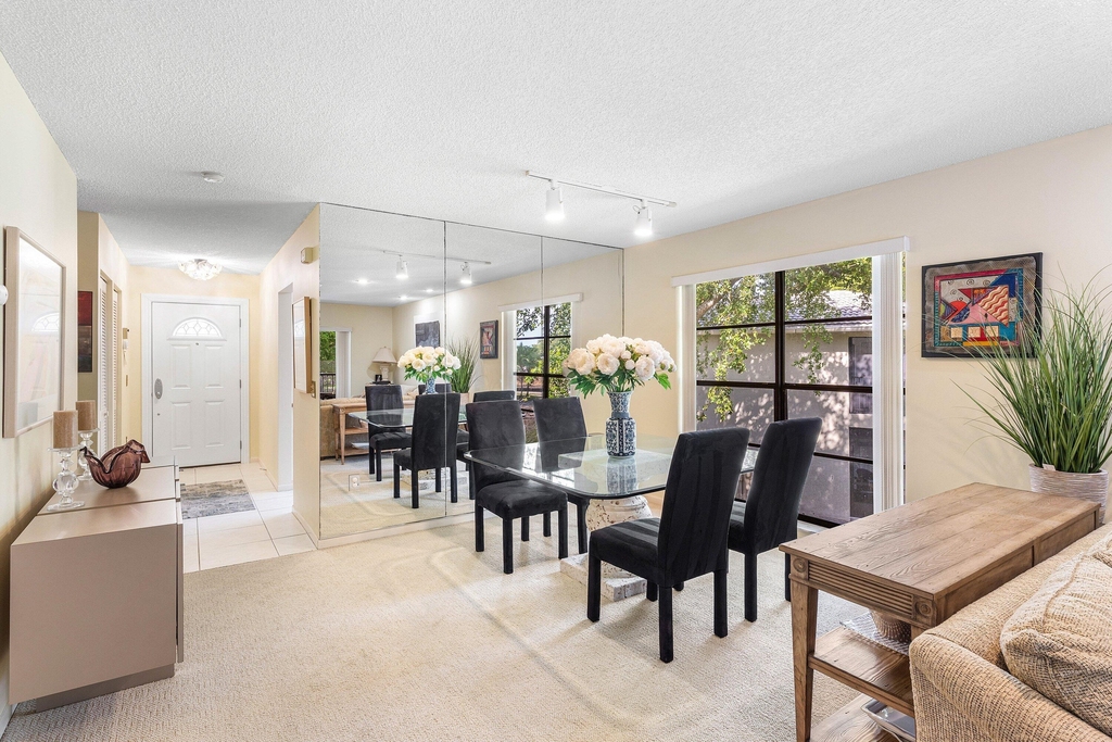 29 Stratford Lane W - Photo 6