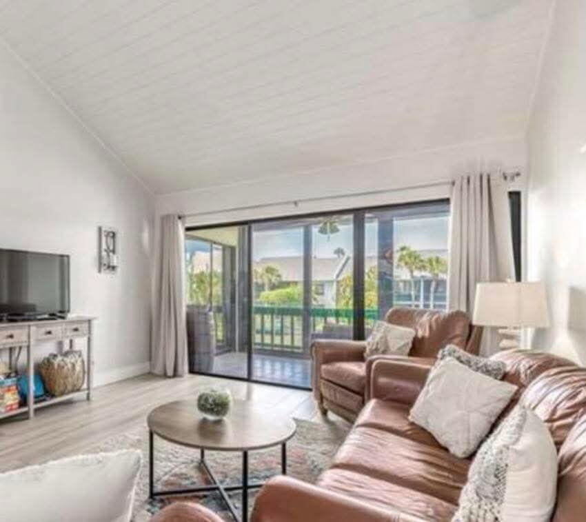 2400 S Ocean Drive - Photo 1