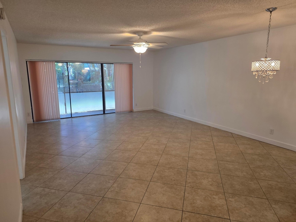 170 Se 7th Street Se - Photo 23