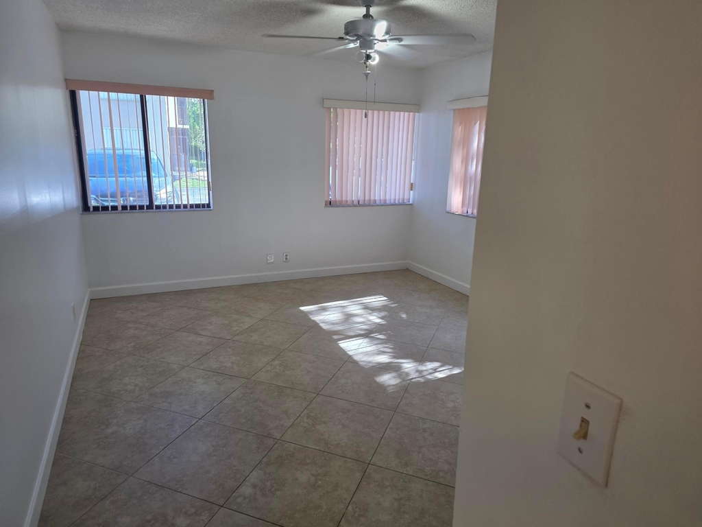 170 Se 7th Street Se - Photo 26