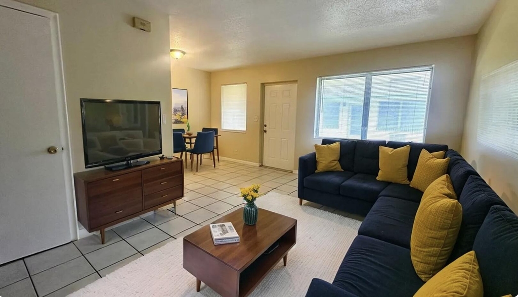 717 Se 16th Street - Photo 9