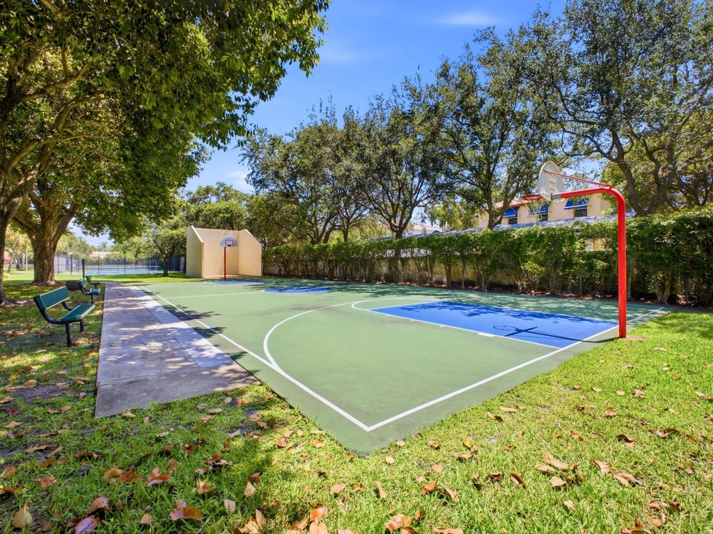 321 Norwood Terrace - Photo 35