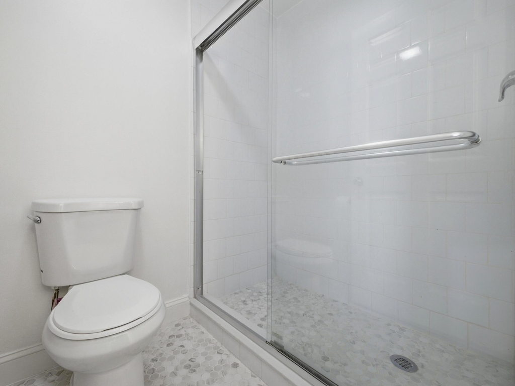 321 Norwood Terrace - Photo 28