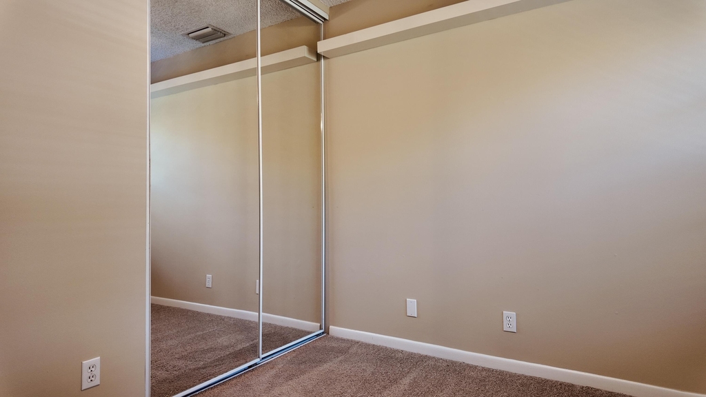 5418 Firenze Drive - Photo 7