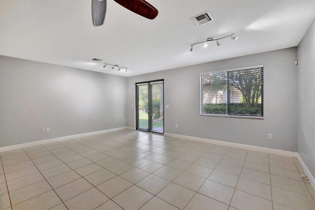3238 Sw 16th Terrace - Photo 6