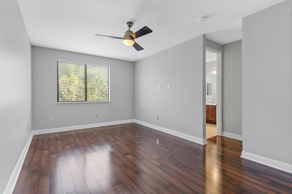 3238 Sw 16th Terrace - Photo 10