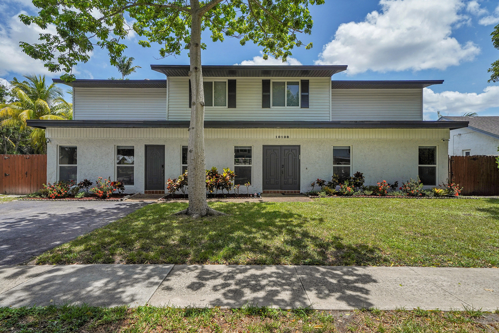 10108 Sw 53rd Court - Photo 1