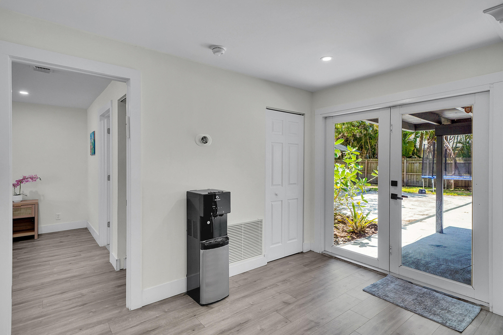 10108 Sw 53rd Court - Photo 9