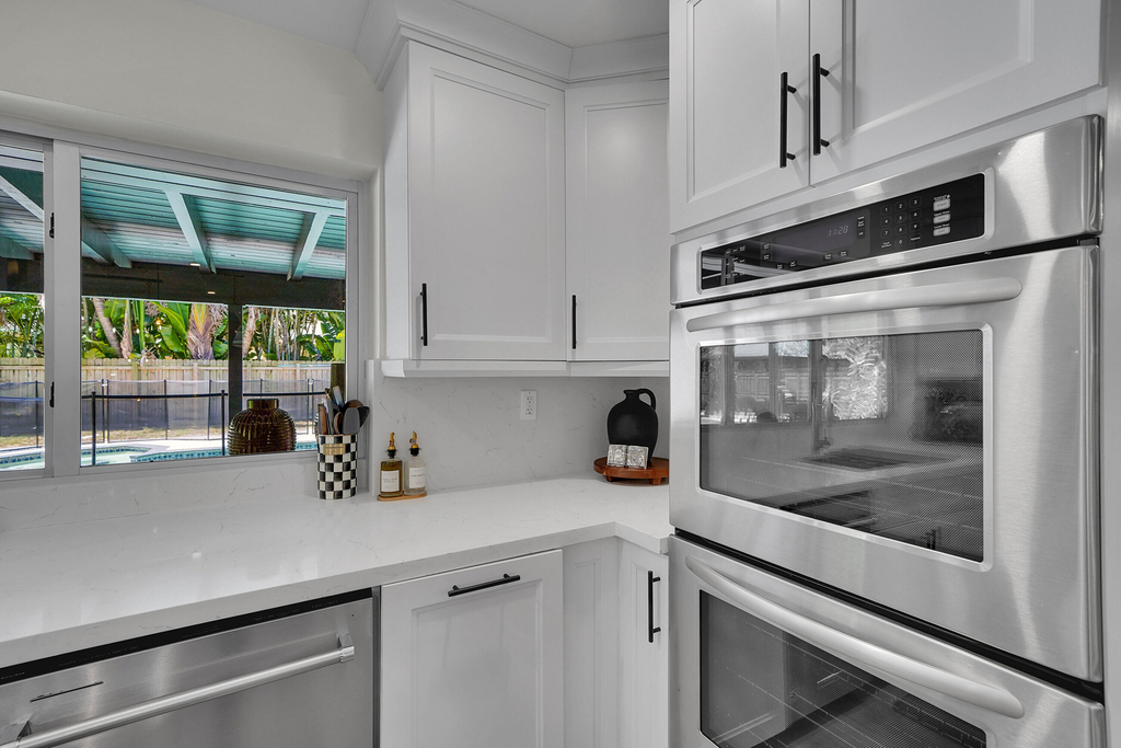 10108 Sw 53rd Court - Photo 13