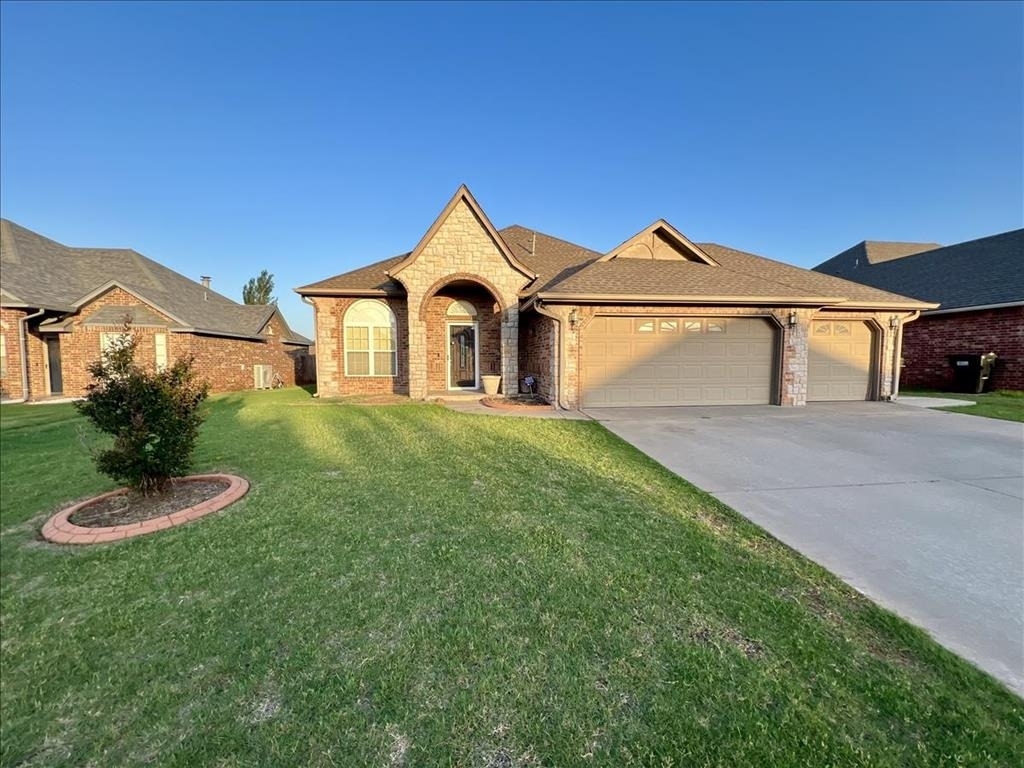 1701 Dorothy Drive - Photo 0