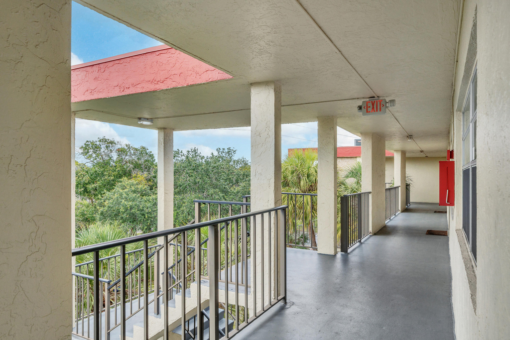 3070 Nw 48th Terrace - Photo 22