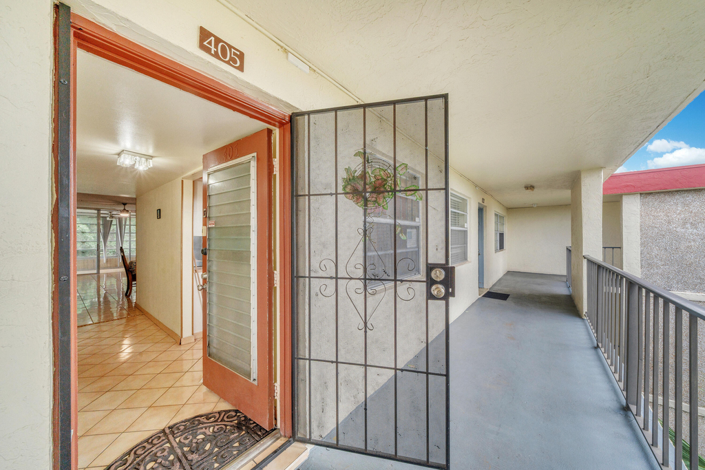 3070 Nw 48th Terrace - Photo 2