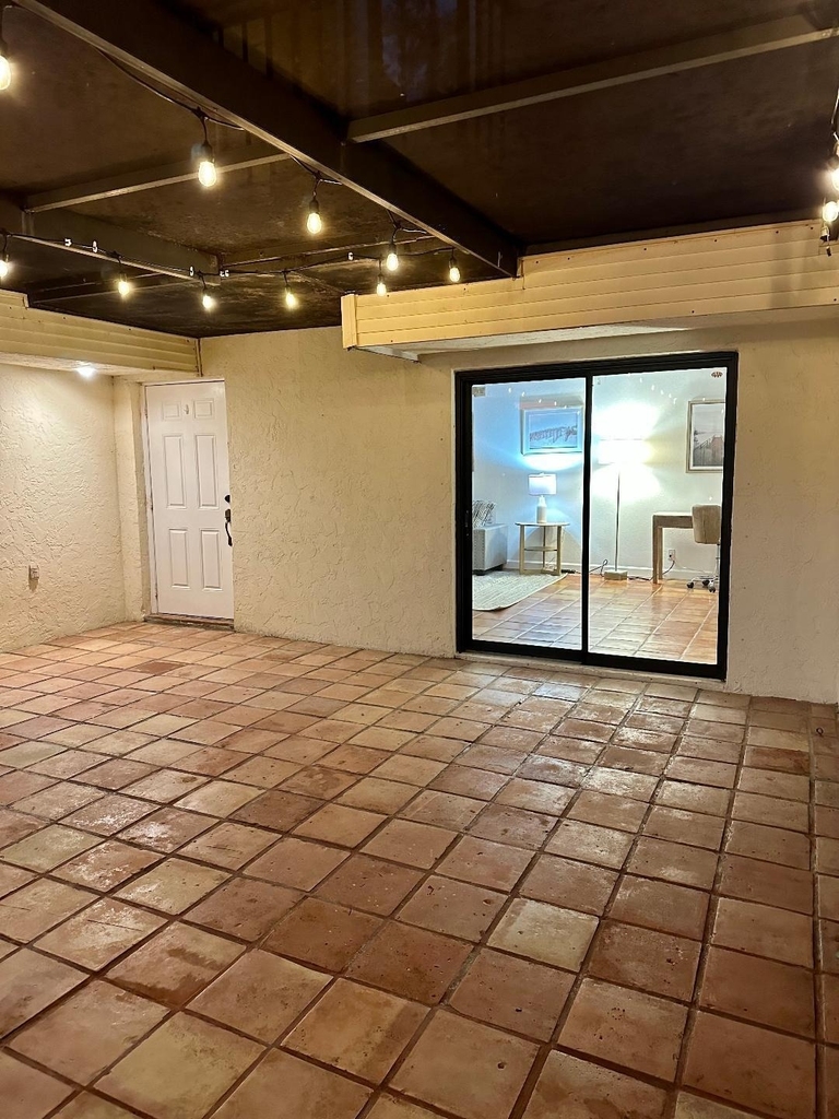 1608 Shaker Circle - Photo 17