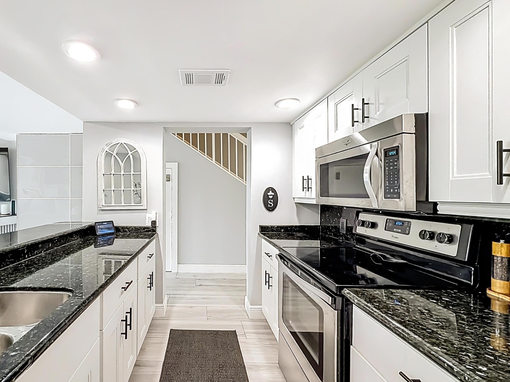 11313 Nw 15th Street - Photo 14