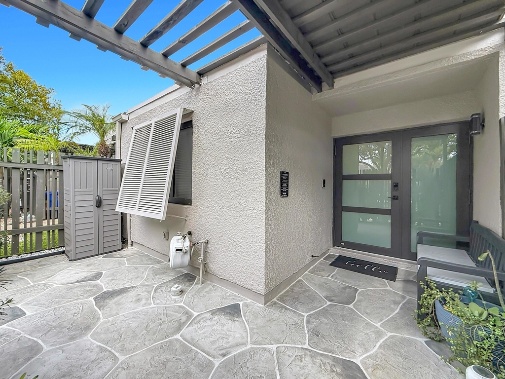 11313 Nw 15th Street - Photo 0