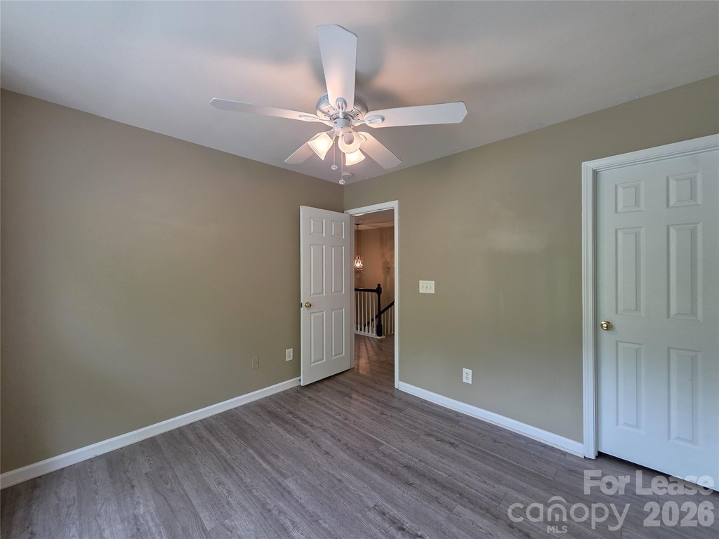 15417 Tully House Court - Photo 12