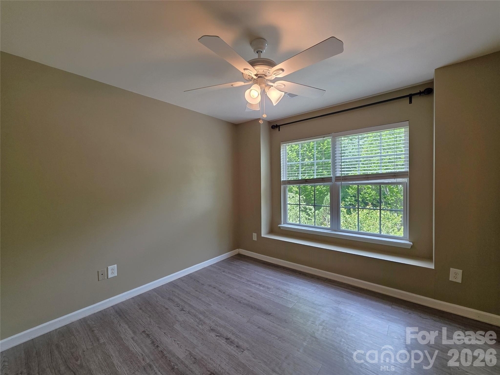 15417 Tully House Court - Photo 11