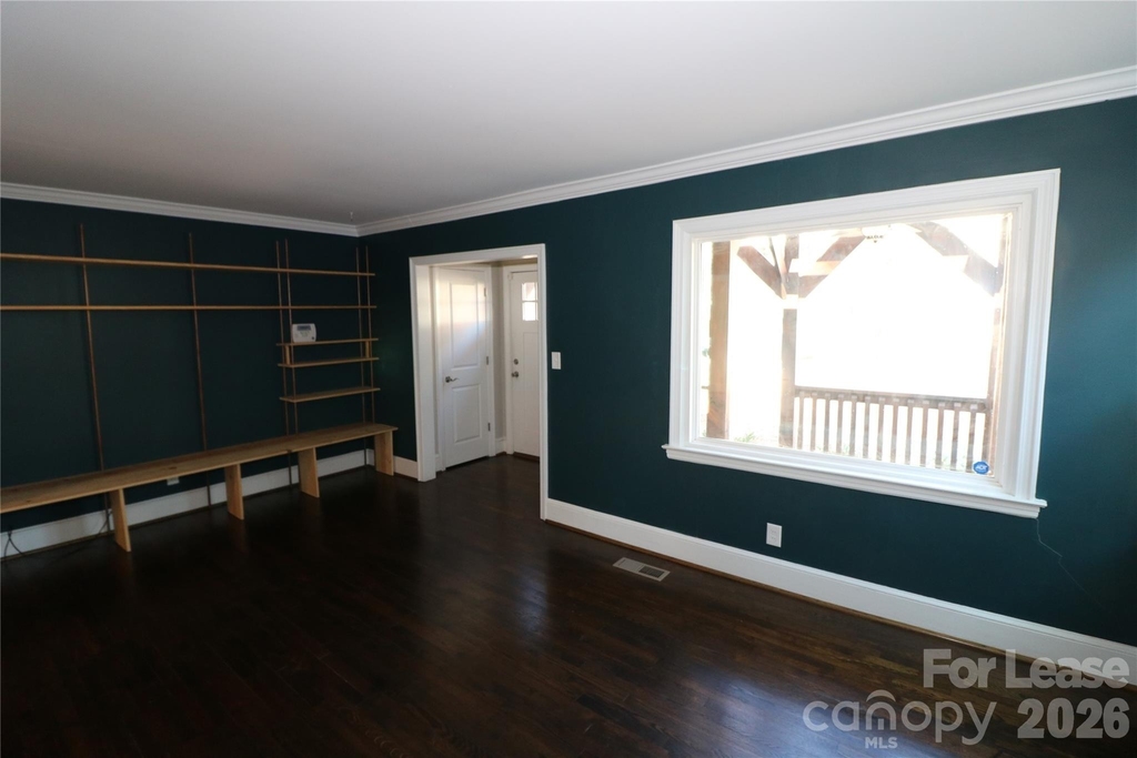 2227 Celia Avenue - Photo 2