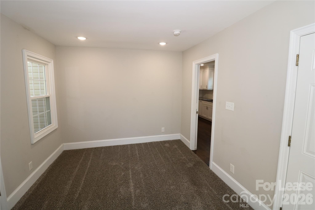 2227 Celia Avenue - Photo 14