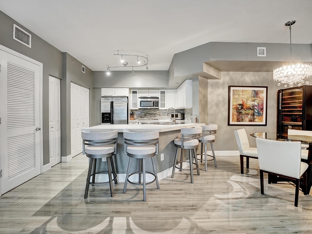 235 Ne 1st Street - Photo 8