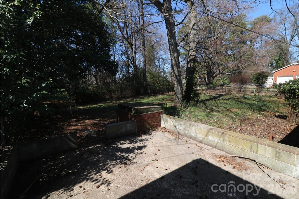 3741 N Sharon Amity Road - Photo 30
