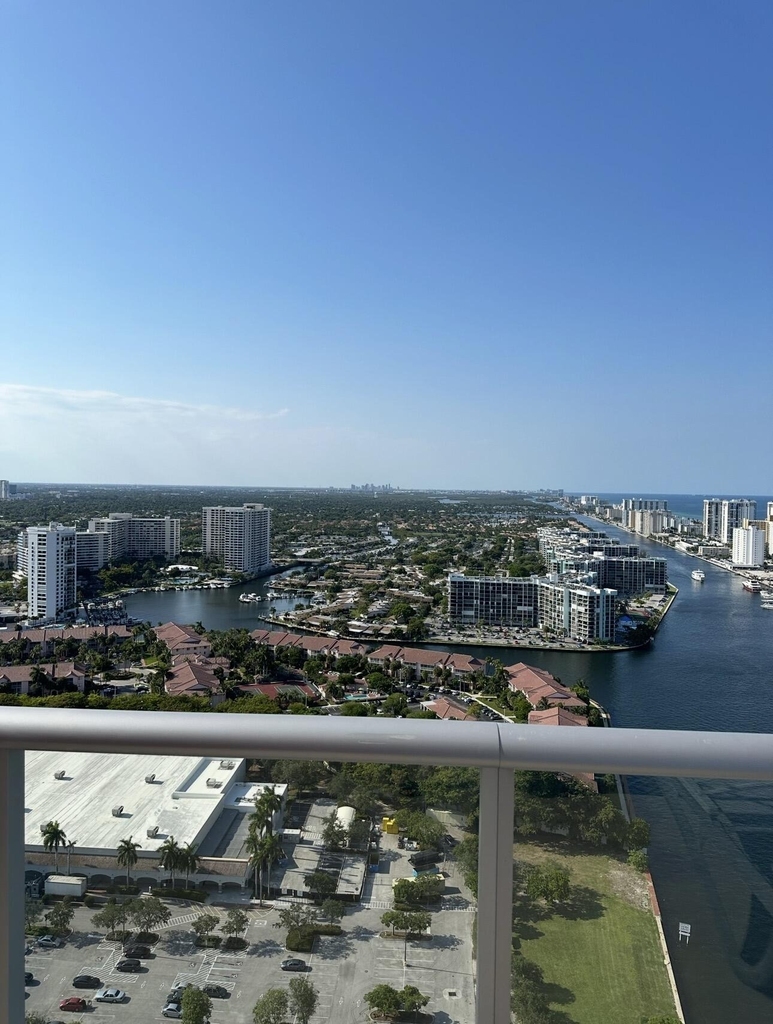 2600 E Hallandale Beach Boulevard - Photo 1