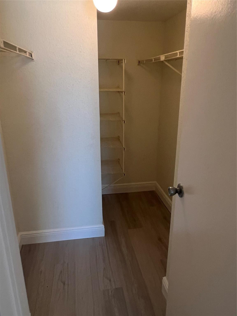 875 Riverside Drive - Photo 11